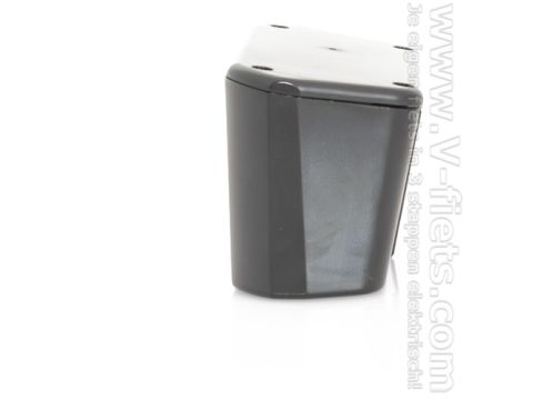 Controller box housing for short battery housing